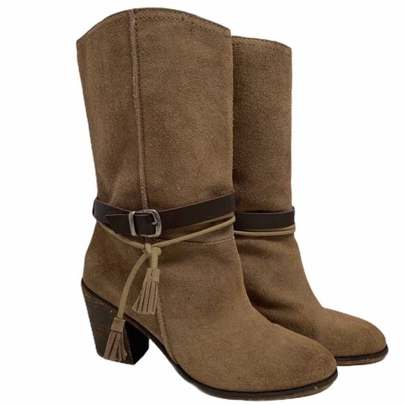 Mia Limited Edition Tooledo Leather Boots w/ Tassel & Buckle Belt Accent Sz 9M - Picture 1 of 9